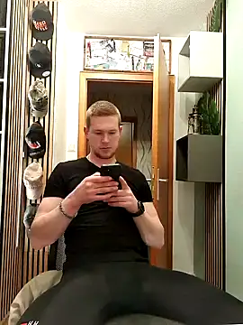 Playbunniboy online show from 01-07-25, 05:53