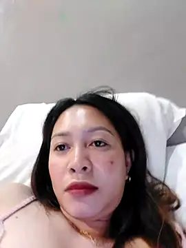 MissKitty31 online show from 10-04-25, 05:05