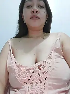 Snapshot of MissKitty31 chatting on 06-23-26, 04:05 MissKitty31 online show from 06-23-26, 04:05