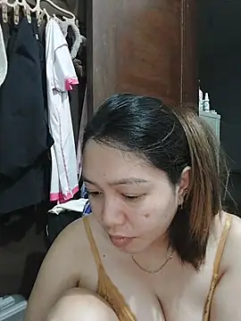 Snapshot of MissKitty31 chatting on 07-29-26, 05:27 MissKitty31 online show from 07-29-26, 05:27