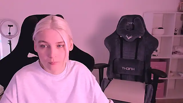 hotblonds online show from 01-24-25, 06:57