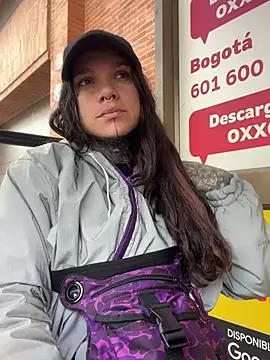 Snapshot of Lilmarieee chatting on 01-31-25, 05:21 Lilmarieee online show from 01-31-25, 05:21