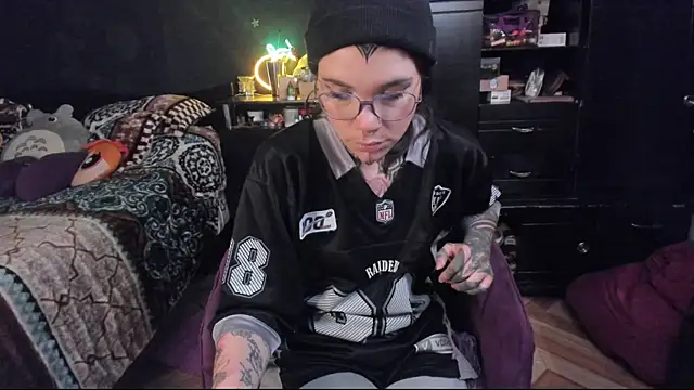 Snapshot of Lilmarieee chatting on 02-11-25, 09:46 Lilmarieee online show from 02-11-25, 09:46