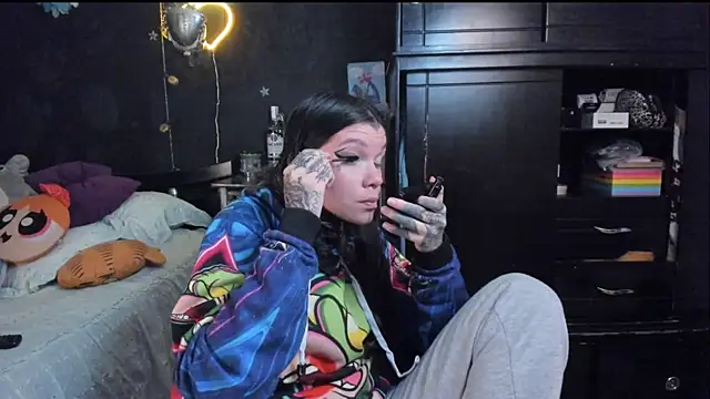 Snapshot of Lilmarieee chatting on 09-16-25, 09:05 Lilmarieee online show from 09-16-25, 09:05