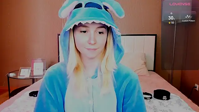 fleximona online show from 10-24-25, 08:33