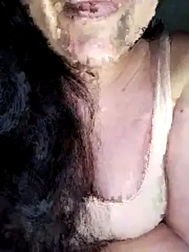 Snapshot of Annerae chatting on 02-01-26, 03:54 Annerae online show from 02-01-26, 03:54