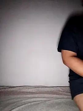 Snapshot of Annerae chatting on 02-20-26, 05:02 Annerae online show from 02-20-26, 05:02