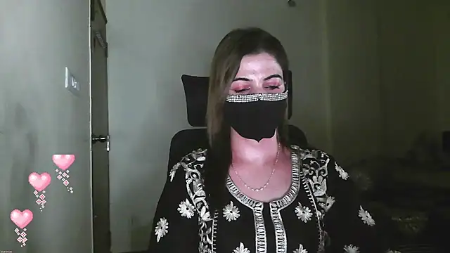 Snapshot of Cute_Sonii chatting on 07-18-26, 01:26 Cute Sonii online show from 07-18-26, 01:26