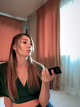 Snapshot of YOUR-KARINA chatting on 11-03-25, 08:15 YOUR-KARINA online show from 11-03-25, 08:15