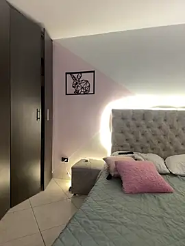 mariam hill online show from 12-26-24, 08:11