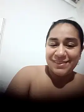 Snapshot of emiligrey_ chatting on 05-19-26, 10:32 emiligrey online show from 05-19-26, 10:32