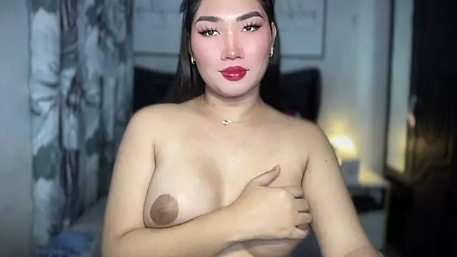 Snapshot of Miss_Deliciousness chatting on 04-21-26, 04:12 Miss Deliciousness online show from 04-21-26, 04:12