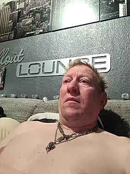 tomtom111111 online show from 03-20-26, 09:52