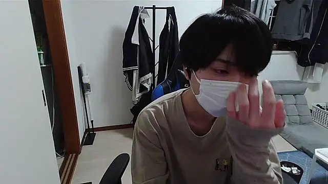 Snapshot of pychan chatting on 05-10-26, 12:32 pychan online show from 05-10-26, 12:32