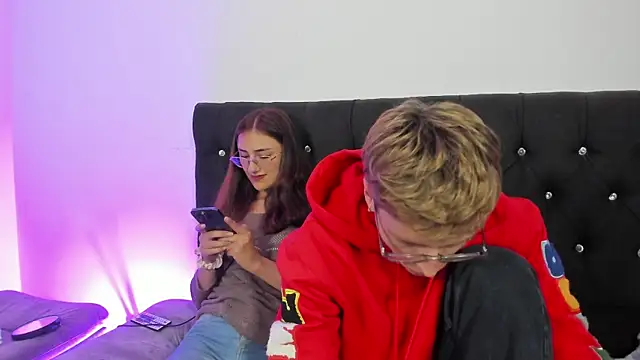 A sexy couple   online show from 12-04-25, 10:40