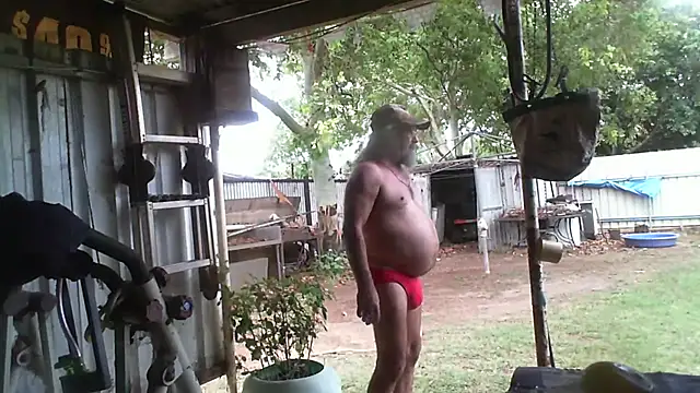 herbie010666 online show from 11-24-25, 04:34