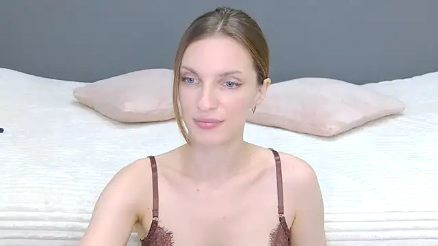 Beauty Alex online show from 10-14-25, 02:23