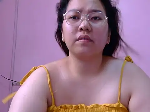Snapshot of Boobsiemarie chatting on 05-06-26, 02:51 Boobsiemarie online show from 05-06-26, 02:51