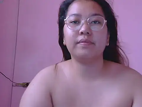 Snapshot of Boobsiemarie chatting on 05-20-26, 03:24 Boobsiemarie online show from 05-20-26, 03:24