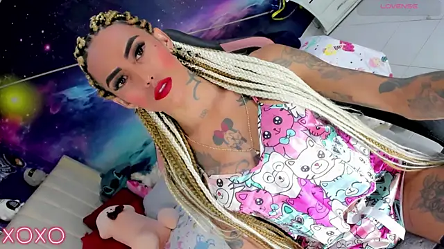Snapshot of Nella_Dolls chatting on 07-28-26, 11:17 Nella Dolls online show from 07-28-26, 11:17