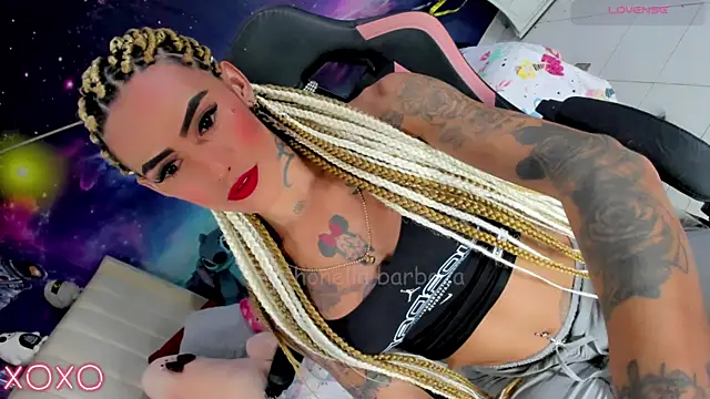 Snapshot of Nella_Dolls chatting on 07-29-26, 10:08 Nella Dolls online show from 07-29-26, 10:08