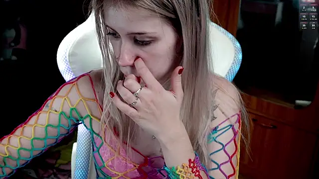 ho1yho1e online show from 12-01-25, 06:46