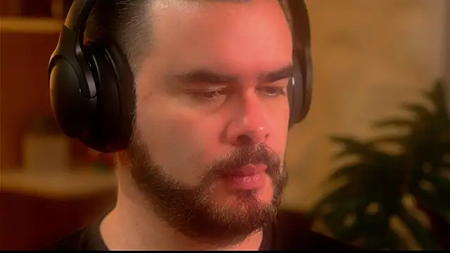 Sanders White online show from 01-10-26, 03:36