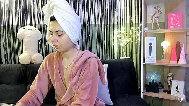 lilly sweett online show from 03-31-26, 12:34