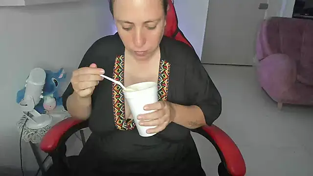 valery adams1 online show from 02-08-25, 03:30