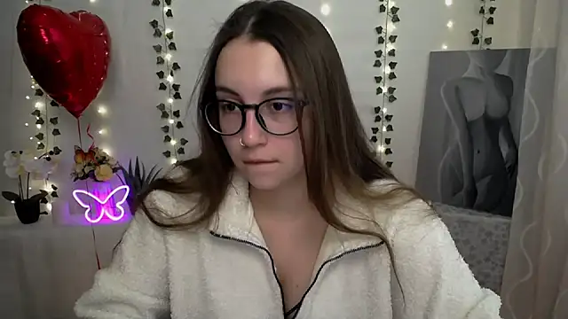 SweetPrincess  online show from 02-17-25, 06:42