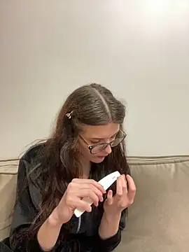 Snapshot of little_belucci chatting on 01-15-25, 02:35 little belucci online show from 01-15-25, 02:35