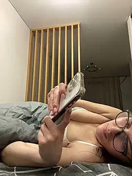 Snapshot of little_belucci chatting on 02-03-25, 08:35 little belucci online show from 02-03-25, 08:35