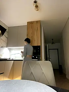 Snapshot of little_belucci chatting on 11-27-25, 01:46 little belucci online show from 11-27-25, 01:46