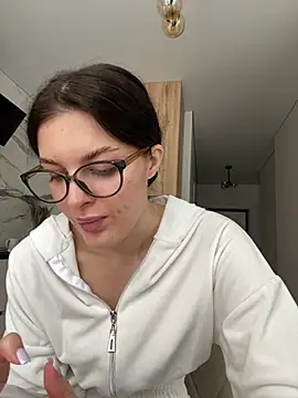 Snapshot of little_belucci chatting on 01-09-26, 10:18 little belucci online show from 01-09-26, 10:18