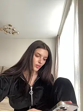 Snapshot of little_belucci chatting on 01-18-26, 12:53 little belucci online show from 01-18-26, 12:53