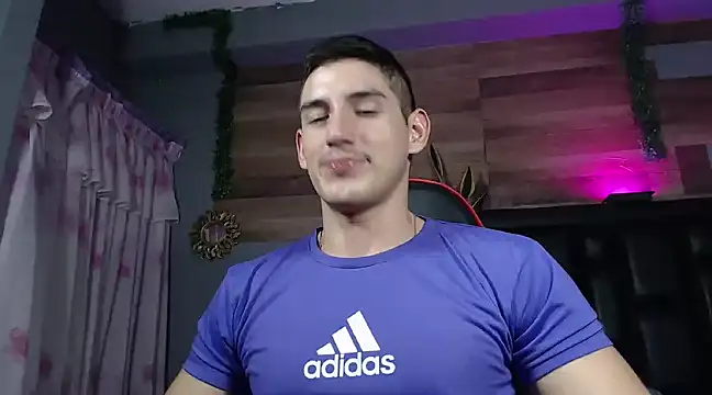 Snapshot of jonathanjeremiah chatting on 03-01-25, 01:11 jonathanjeremiah online show from 03-01-25, 01:11