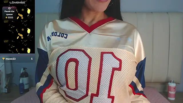 Snapshot of amy_le01 chatting on 07-07-26, 01:59 amy le01 online show from 07-07-26, 01:59
