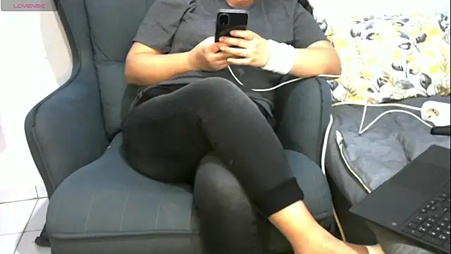 insatiableeee online show from 01-18-25, 08:30