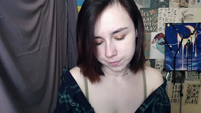 VeryVeryVeryShy  online show from 02-19-25, 06:44