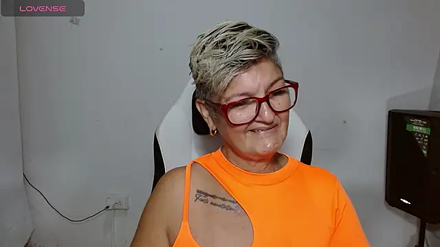 bety-cum2 online show from 06-14-26, 01:24