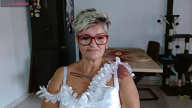 bety-cum2 online show from 06-15-26, 01:35