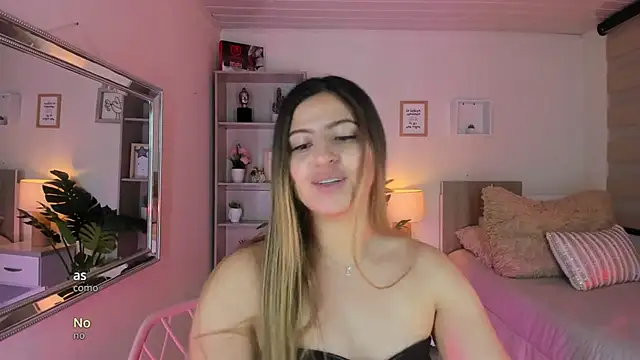 Snapshot of little_antonela chatting on 12-09-24, 04:15 little antonela online show from 12-09-24, 04:15