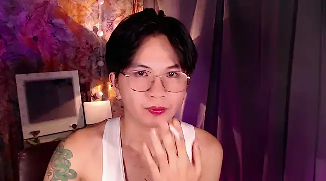 Snapshot of Sexy_Handsome_Drex chatting on 01-02-25, 08:49 Sexy Handsome Drex online show from 01-02-25, 08:49