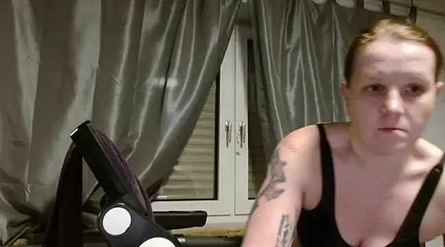Snapshot of wetgerman_2 chatting on 02-03-25, 09:29 wetgerman 2 online show from 02-03-25, 09:29
