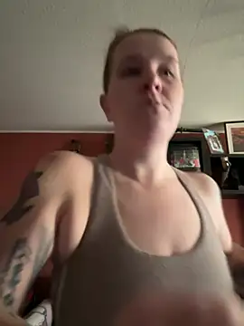Snapshot of wetgerman_2 chatting on 02-18-25, 11:33 wetgerman 2 online show from 02-18-25, 11:33