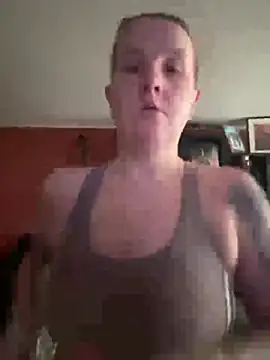 Snapshot of wetgerman_2 chatting on 02-24-25, 11:21 wetgerman 2 online show from 02-24-25, 11:21