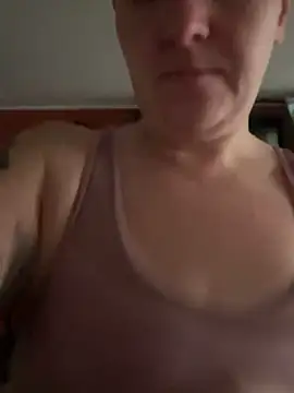 Snapshot of wetgerman_2 chatting on 02-26-25, 11:41 wetgerman 2 online show from 02-26-25, 11:41