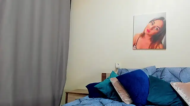 Snapshot of Squishy_Goddess chatting on 03-09-26, 01:53 Squishy Goddess online show from 03-09-26, 01:53