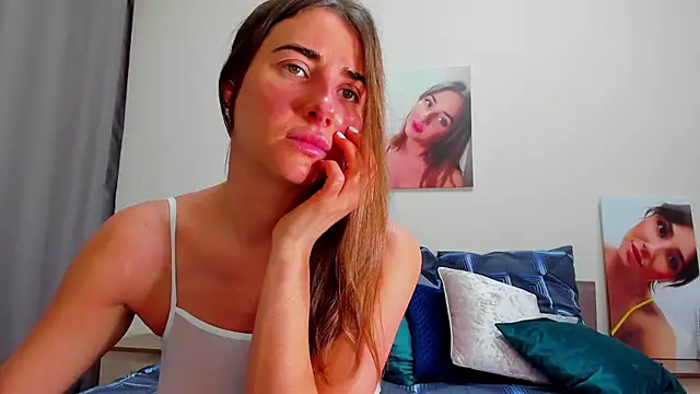 Snapshot of Squishy_Goddess chatting on 03-23-26, 01:42 Squishy Goddess online show from 03-23-26, 01:42