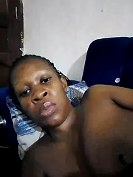 Snapshot of africanpussy22 chatting on 02-14-26, 10:01 africanpussy22 online show from 02-14-26, 10:01